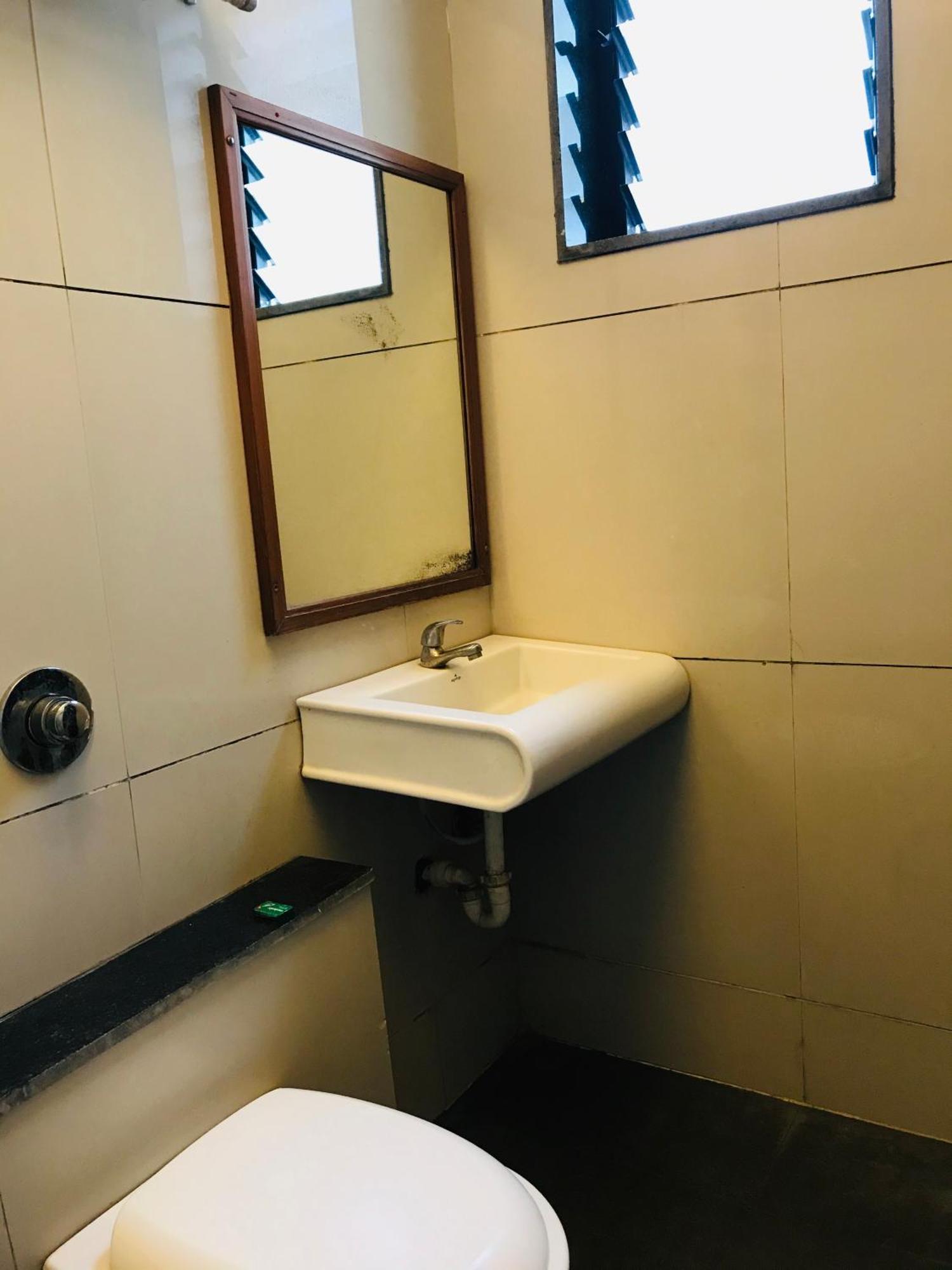 Liva Rooms Nashik Exterior foto